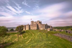 das mächtige schloss von dover in kent, england. foto