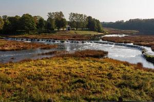 stadt kuldiga und ventas-wasserfall foto