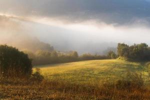 Landschaften aus dem Naturpark Tzoumerka foto