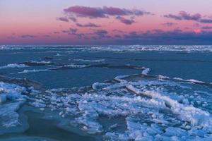 Eisdrift in der Ostsee foto