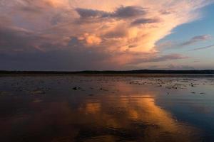 Seenlandschaften Lettlands im Sommer foto