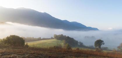 Landschaften aus dem Naturpark Tzoumerka foto