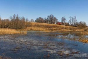 lettische frühlingslandschaften foto