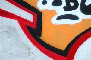 Fragment farbiger Straßenkunst-Graffiti-Gemälde mit Konturen und Schattierungen aus nächster Nähe foto