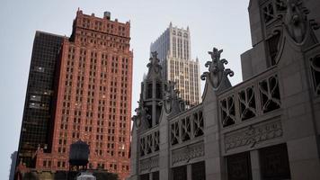 gebäude der straße von new york foto