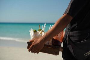 Obst zum Verkauf Verkäufer am mexikanischen Sandstrand foto