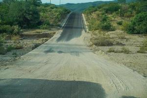 endlose straße von baja california la paz nach san jose del cabo foto