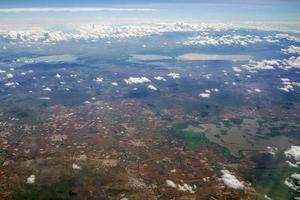 bewirtschaftete felder in der nähe von leon guanajuato luftpanorama landschaft aus dem flugzeug foto