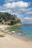 am Strand von Lloret de Mar, Costa Brava, Katalonien, Mittelmeer, Spanien foto