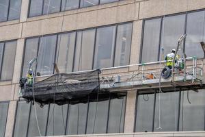 Wolkenkratzer-Fensterreinigung in Manhattan foto