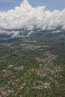 indonesien sulawesi manado gebiet luftbild foto