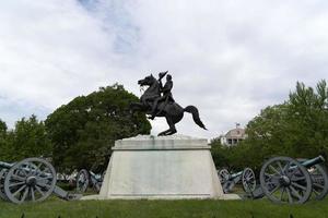 Washington DC, USA - 26. April 2019 - Demonstration gegen Trump im Weißen Haus foto