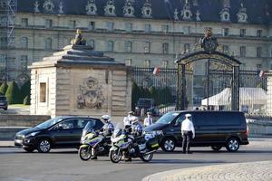 paris, frankreich - 5. oktober 2018 - paris feiert die beerdigung von charles aznavour foto