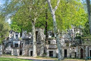 Paris, Frankreich - 2. Mai 2016 alte Gräber auf dem Friedhof Pere-Lachaise foto