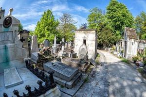 Paris, Frankreich - 2. Mai 2016 alte Gräber auf dem Friedhof Pere-Lachaise foto