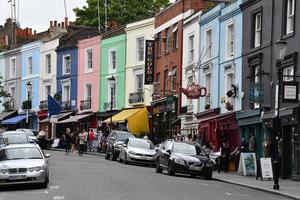 London, England - 15. Juli 2017 - Portobello Road London Street bunter Marktplatz foto