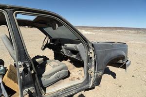 altes verlassenes Auto auf dem Schrottplatz in Baja California Sur Mexiko foto