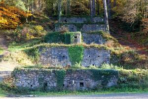 Erzwäsche der ehemaligen Huelgoat-Silber-Blei-Mine foto