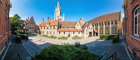 Stadtszene aus der historischen Altstadt der belgischen Stadt Brügge foto