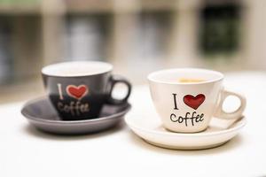 eine tasse für kaffee mit der aufschrift ich liebe kaffee foto