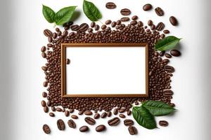 Draufsicht der Kaffeebohnen auf einem weißen Hintergrundraum für Text foto