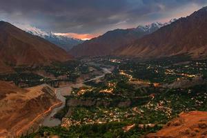 Landschaft im Norden Pakistans foto