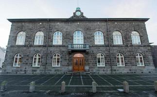 Gebäude des nationalen Parlaments, Reykjavik, Island foto