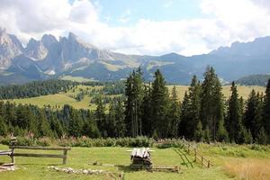 Dolomiten - eine Bergkette in den Ostalpen foto