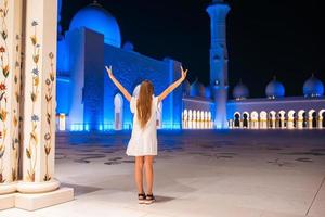 Scheich-Zayed-Moschee in Abu Dhabi, Vereinigte Arabische Emirate foto
