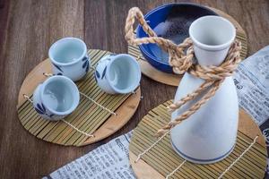 japanisches Sake-Trinkset foto