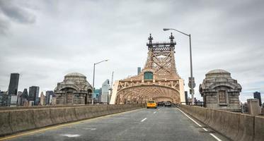Ed-Koch-Queensboro-Brücke in New York foto