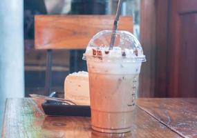 Eiskaffee mit Kuchen foto