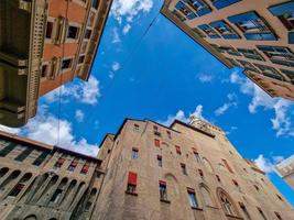 bologna italien mittelalterliche gebäude haus foto