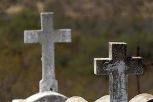 Alter mexikanischer Friedhof im Bergbaudorf El Triunfo Baja California Sur foto