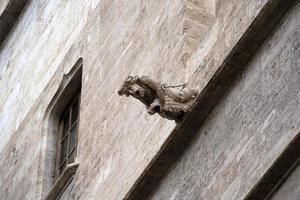 valencia seidenbörse gebäude lonja de la seda gargoyles foto