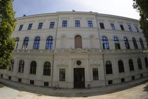 hauptgebäude der karl franzens universität graz foto