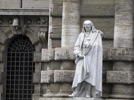 vuci statue cassazione gebäude rom foto