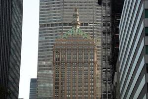 grand central new york city wolkenkratzer von der straße foto