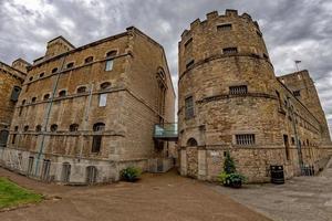 Oxford Castle am bewölkten Himmel foto