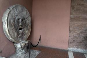 die Maske des Mundes der Wahrheit in Rom foto