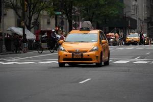 New York, USA - 25. Mai 2018 - Times Square voller Menschen foto