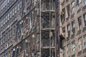 Feuerleiter im Gebäude in New York City foto