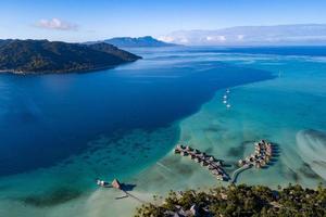Luftbildpanorama der Insel Taha foto