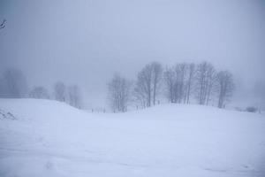 Winterlandschaft in den österreichischen Alpen foto