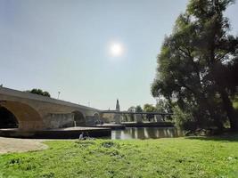 frühling donau landschaft in der nähe von regensburg, deutschland, europa foto