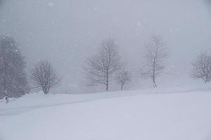 Winterlandschaft in den österreichischen Alpen foto