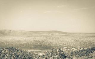 Das Fahren durch die Landschaft in Kroatien ist schnell und verschwommen. foto