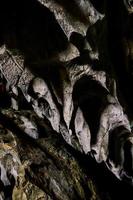 Höhle in Thailand foto