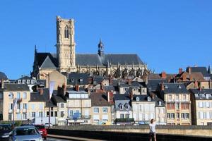 ein blick auf nevers in mittelfrankreich foto