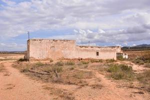 Blick auf eine verlassene Stätte foto